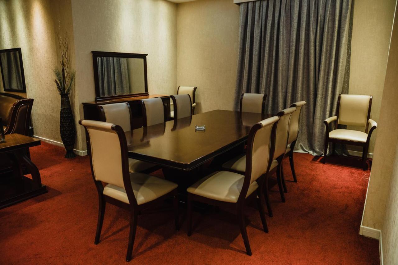 Astoria Hotel Баку Экстерьер фото