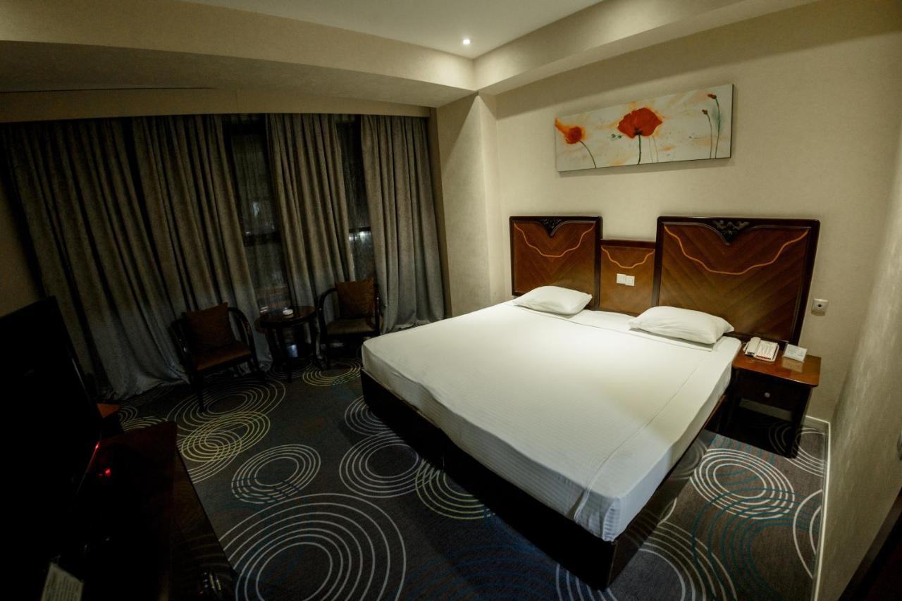 Astoria Hotel Баку Экстерьер фото