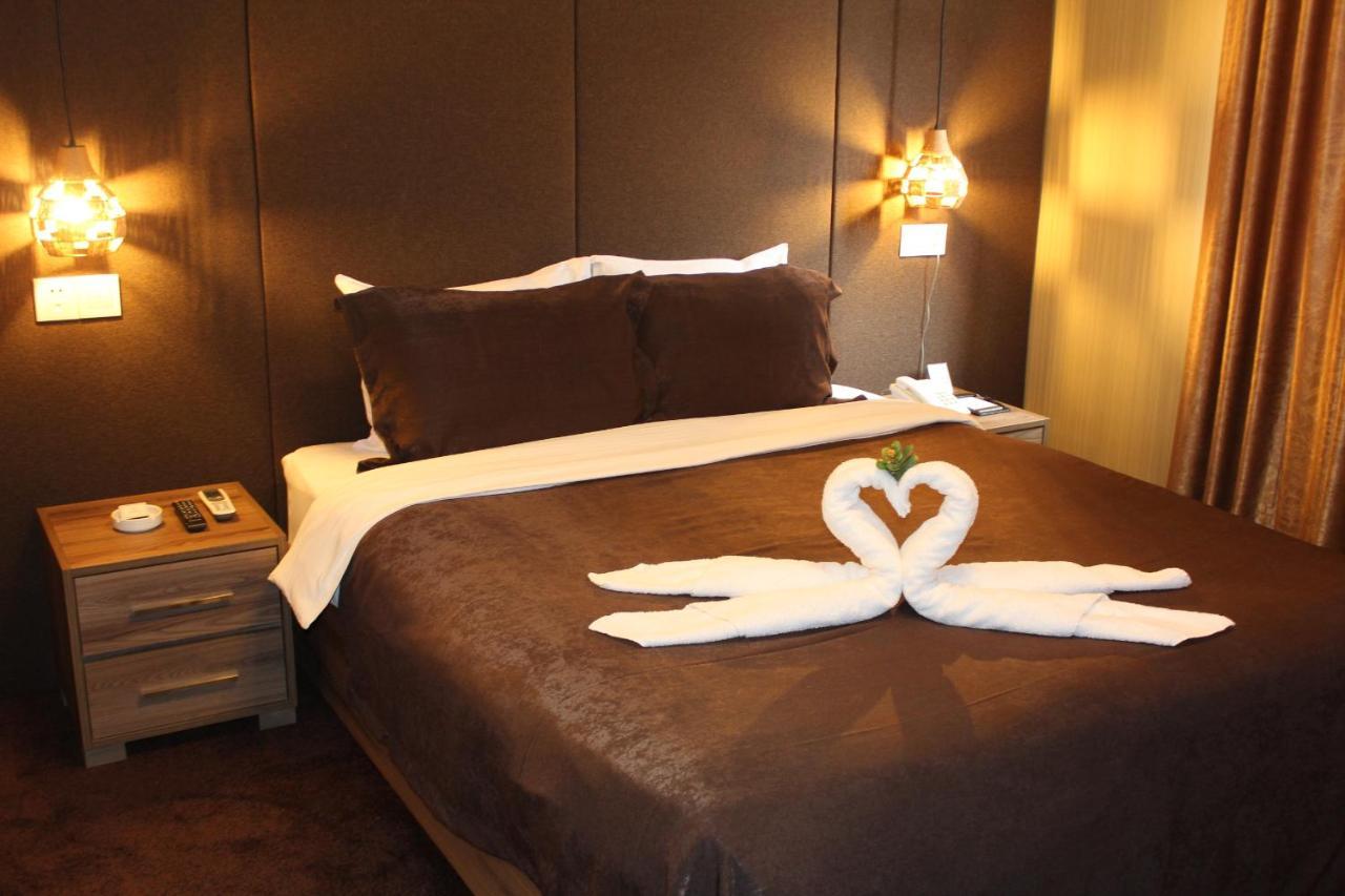Astoria Hotel Баку Экстерьер фото